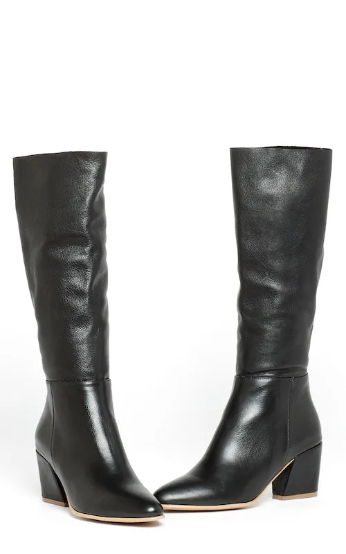 Bueno Sky, black leather