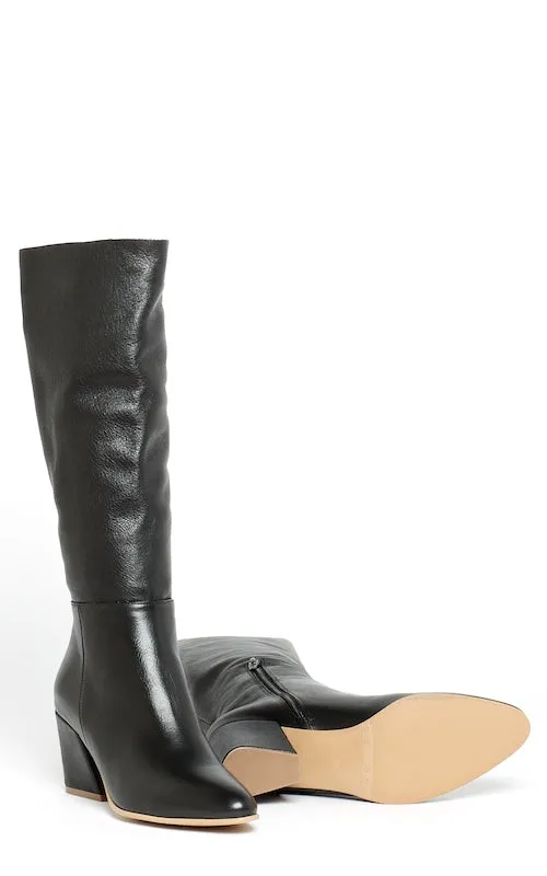 Bueno Sky, black leather