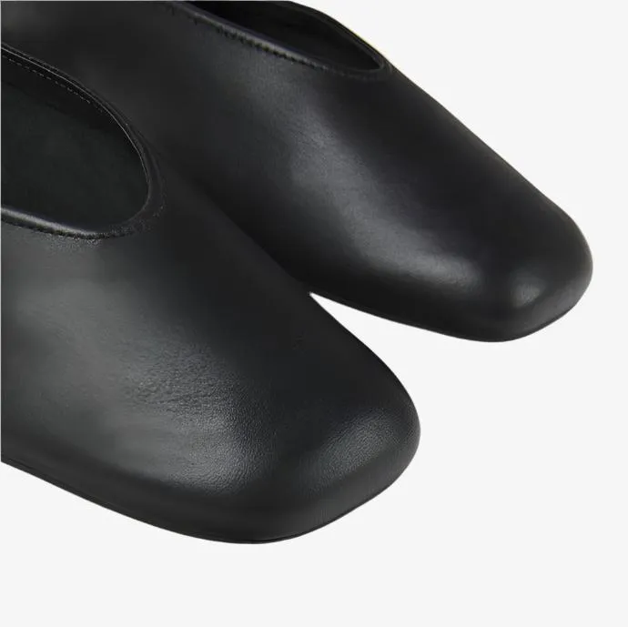 Casi Myra Flat