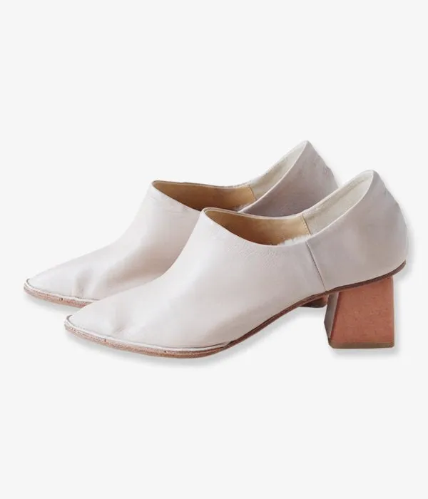 MAISON EUREKA/BABOUCHE PUMPS (BEIGE)