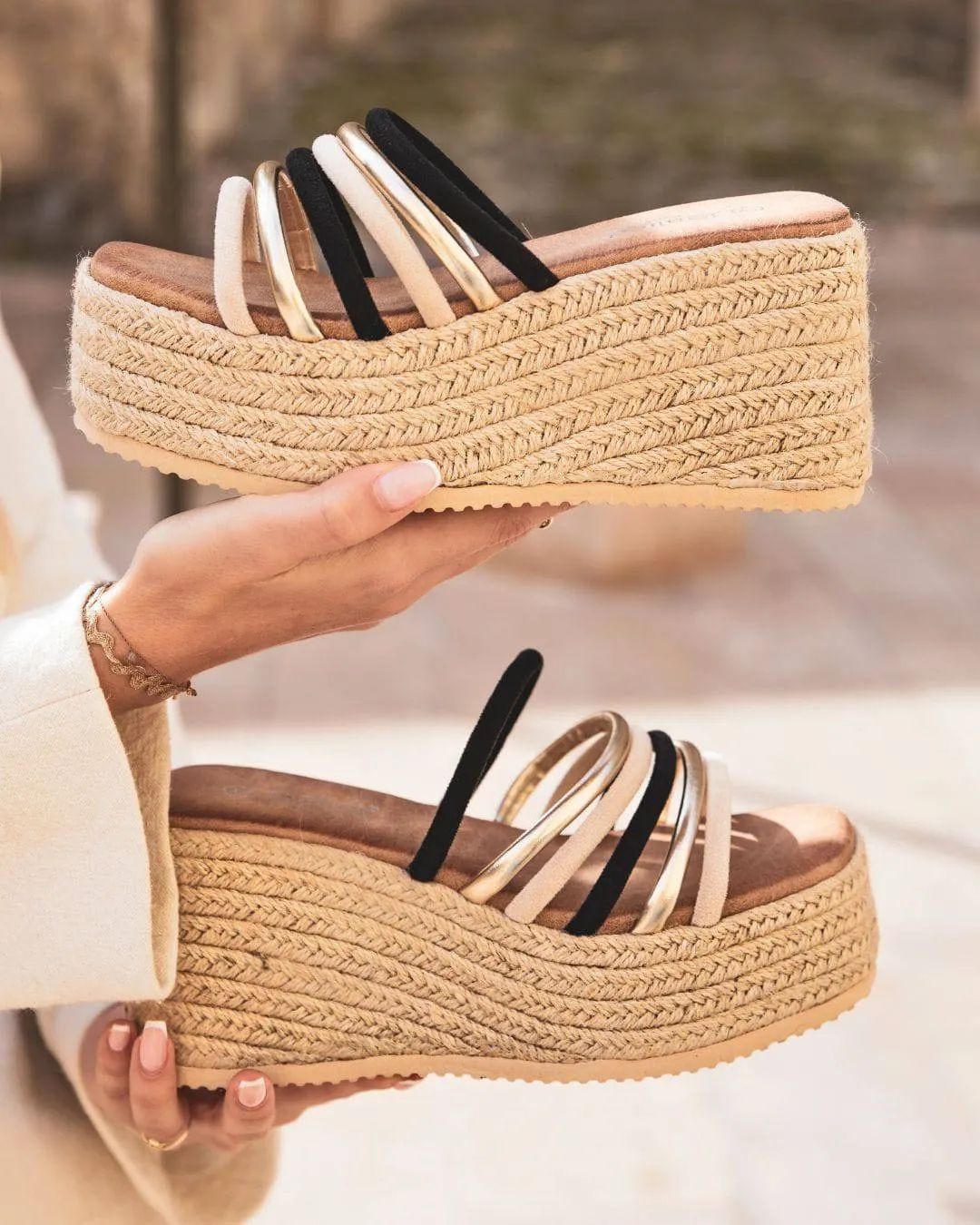 Sandale femme compensée noir - Loria